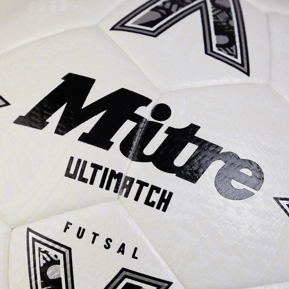 Mitre Mitre Ultimatch Futsal 24 - Image 2